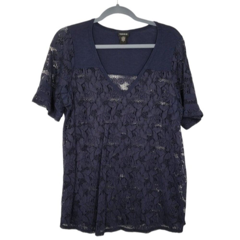 🔷️Torrid Blue Lacy Short Sleeve Tee V Neck Sheer Floral Size 1X